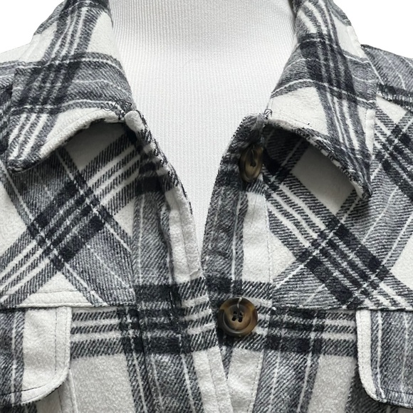 LA Hearts PacSun Plaid Shacket Black White Flannel Shirt Jacket Oversized M/L - Picture 3 of 15
